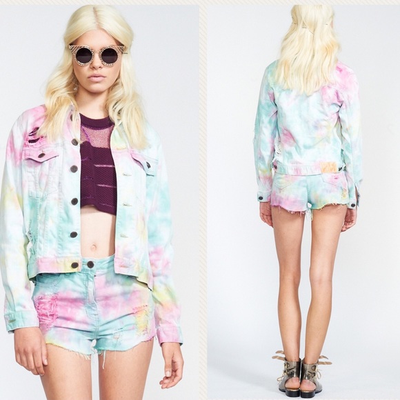HOUSE OF HOLLAND - Tie dye cut off denim shorts 26
